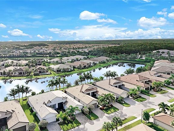 4th image of 28425 Abruzzo DR