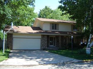 12 Indian Trail Rd, Macomb, IL 61455