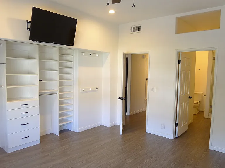 20321 Tidepool Cir #105 — Photo 14