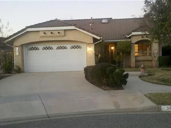 385 Spring Breeze Ct, Simi Valley, CA 93065