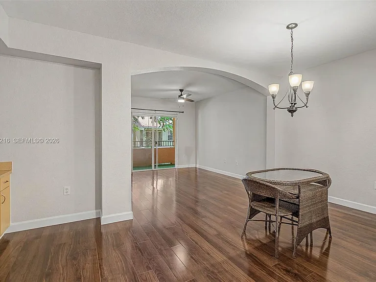 1003 Belmont Ln #1003 — Photo 9