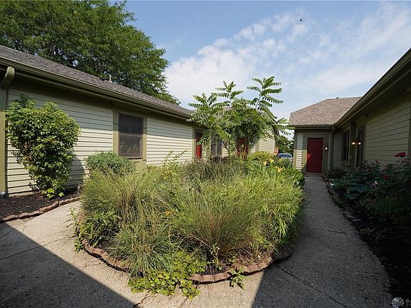 3rd image of 7614 Brams Hill Dr