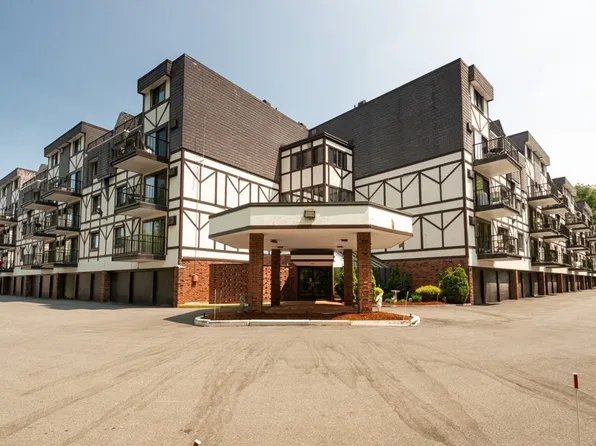 9 Broadway APT 321, Saugus, MA 01906