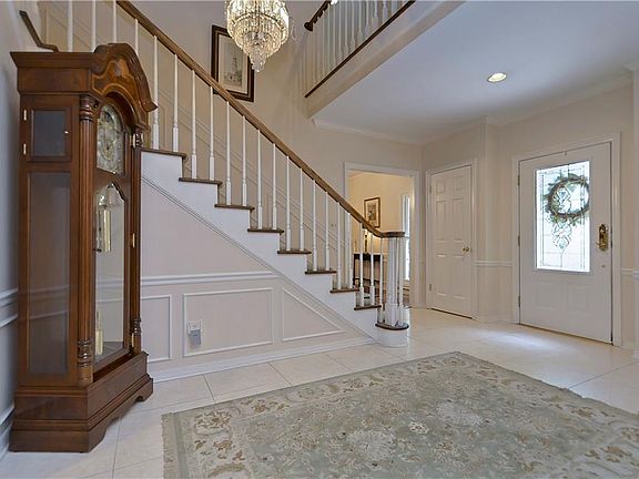 3rd image of 4603 Dogwood Hills Ct
