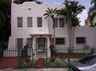 1950 SW 9th St, Miami, FL 33135