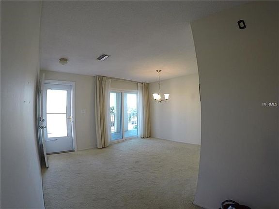 View of entrance and dining room from hall