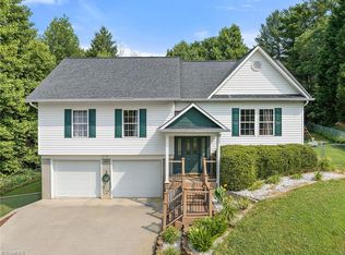 222 Linda Carol Ave, Wilkesboro, NC 28697