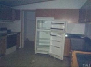 183 Mullins Dr, Lillington, NC 27546