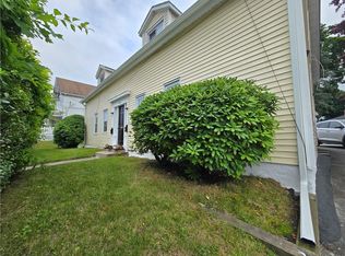 1042 Douglas Ave, Providence, RI 02904