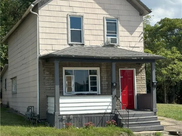 919 Emerson Ave, Farrell, PA 16121