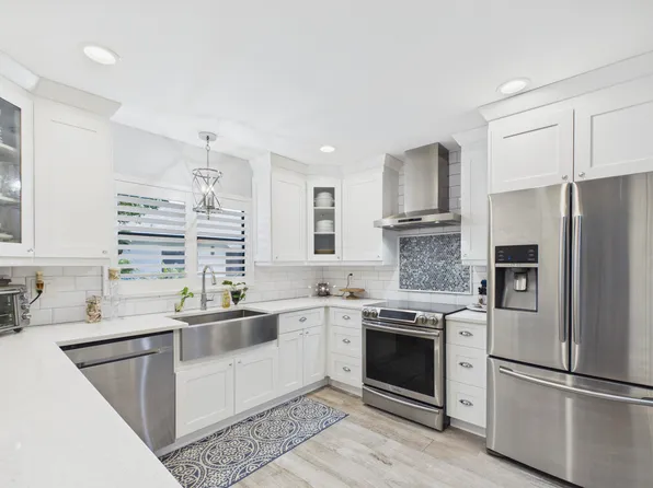 9990 LIGUSTRUM TREE Way #A, Boynton Beach, FL 33436