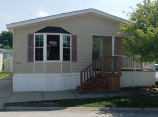 661 Sterling St W, Justice, IL 60458