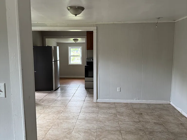 5 Plank Rd — Photo 4