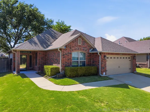 1820 S Lions Ave, Broken Arrow, OK 74012