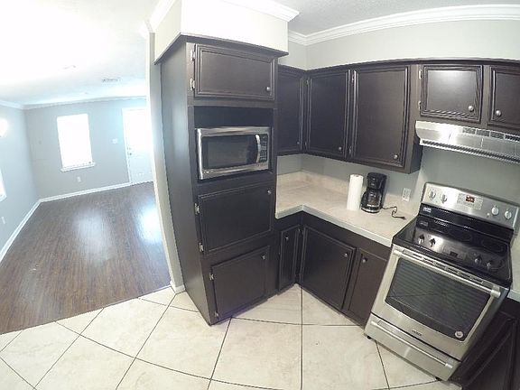 3rd image of 4235 Pine Shadows Ln #1