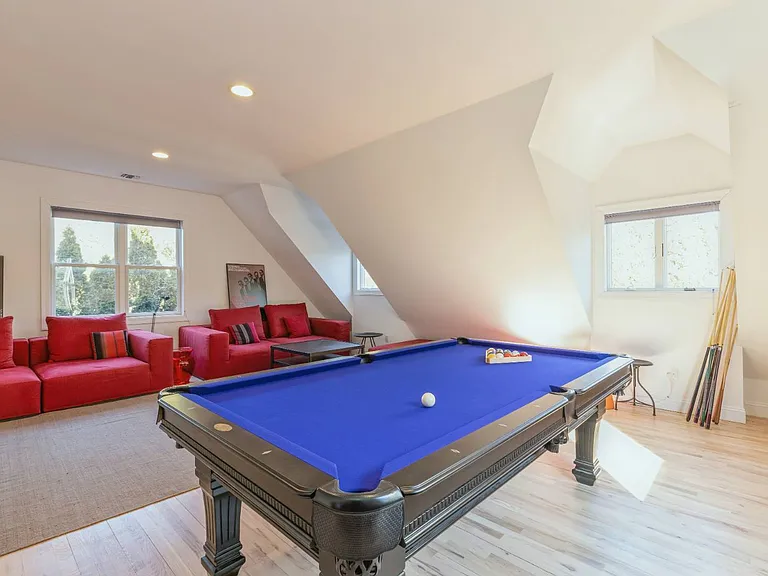 127 Mill Creek Close — Photo 19