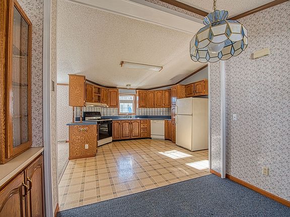 5th image of 193 Tremont St #122