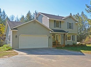 18923 Whisperwood Ct, Lake Ann, MI 49650