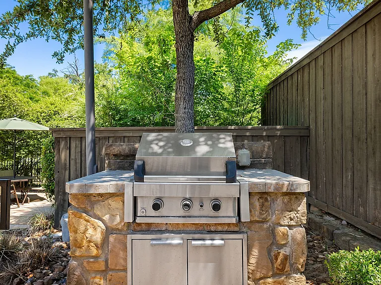 The Lodge at Pecan Creek — Photo 8