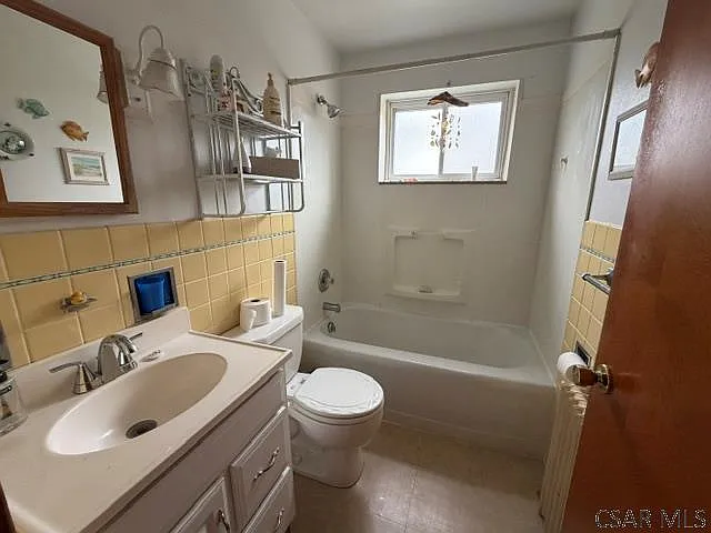 1022 Goucher St — Photo 14