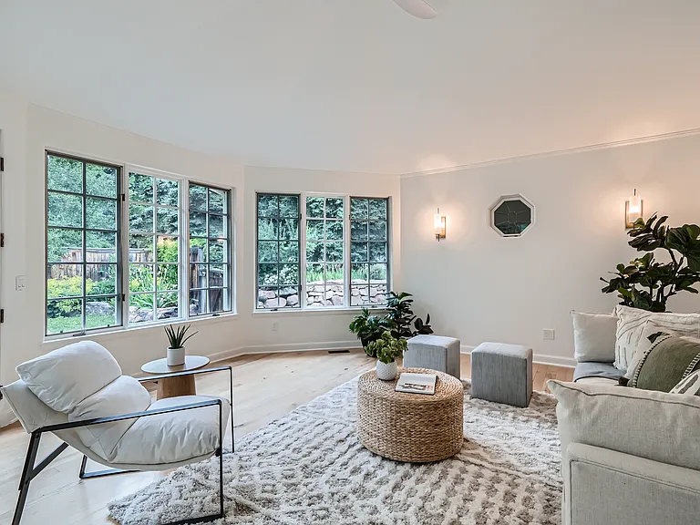 3782 Wonderland Hill Ave — Photo 19