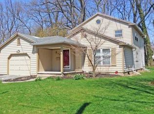 66 Dorking Rd, Rochester, NY 14610