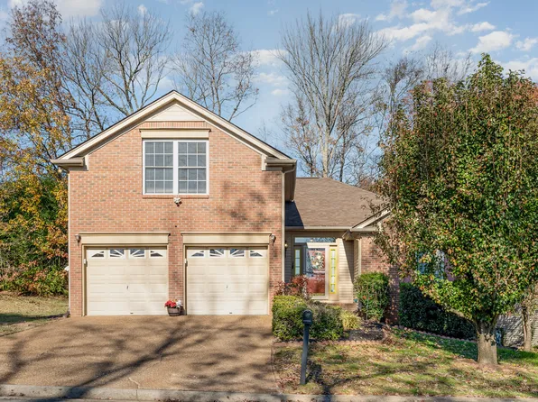 525 Forest Pointe Pl, Antioch, TN 37013