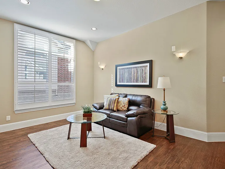 13732 Eleanor Ave — Photo 23