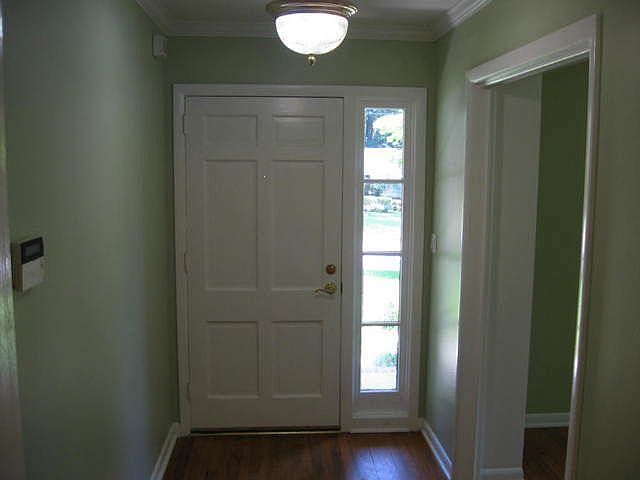 2nd image of 1111 Sandhurst Dr
