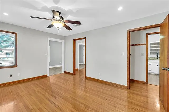619 W 25th Ave — Photo 12