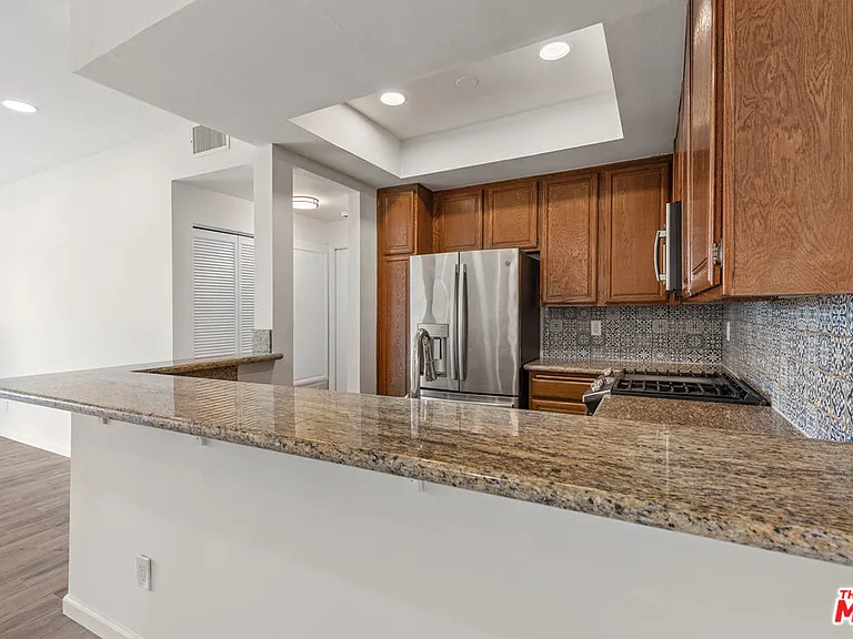 8707 Falmouth Ave #221 — Photo 10