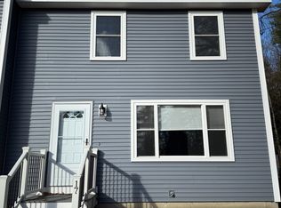 17 Bear Rd, Tilton, NH 03276