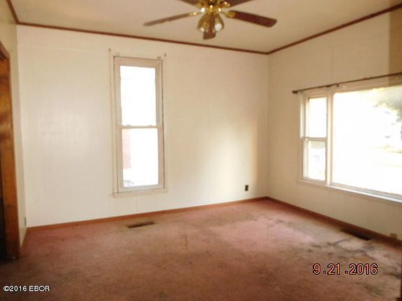 2nd image of 110 Park St