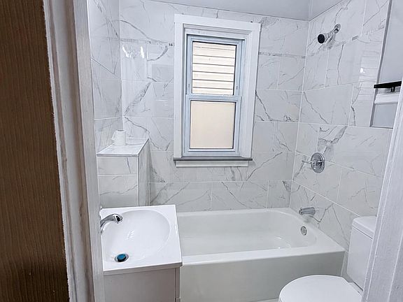 3rd image of 153 Dwight St