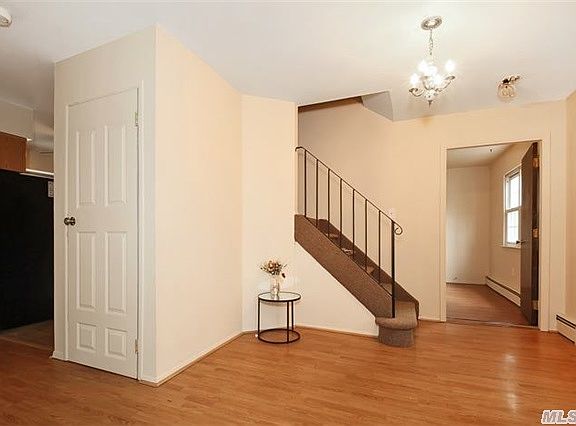 3rd image of 14 Ficus St