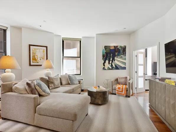 1 Wall Street Ct APT 405, New York, NY 10005