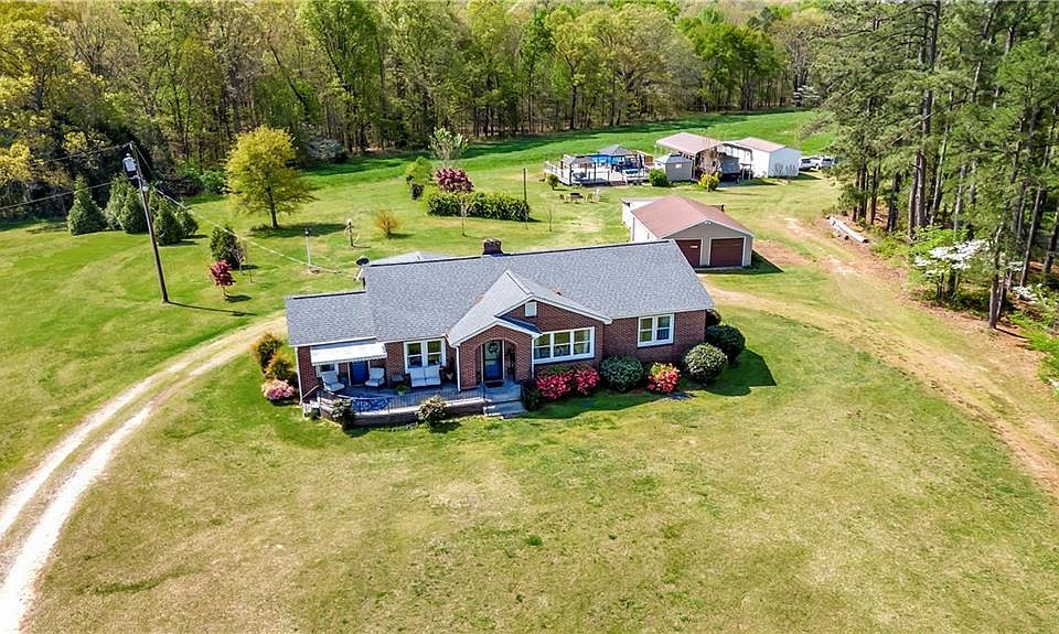 821 Rainey Rd, Starr, SC 29684 | Zillow