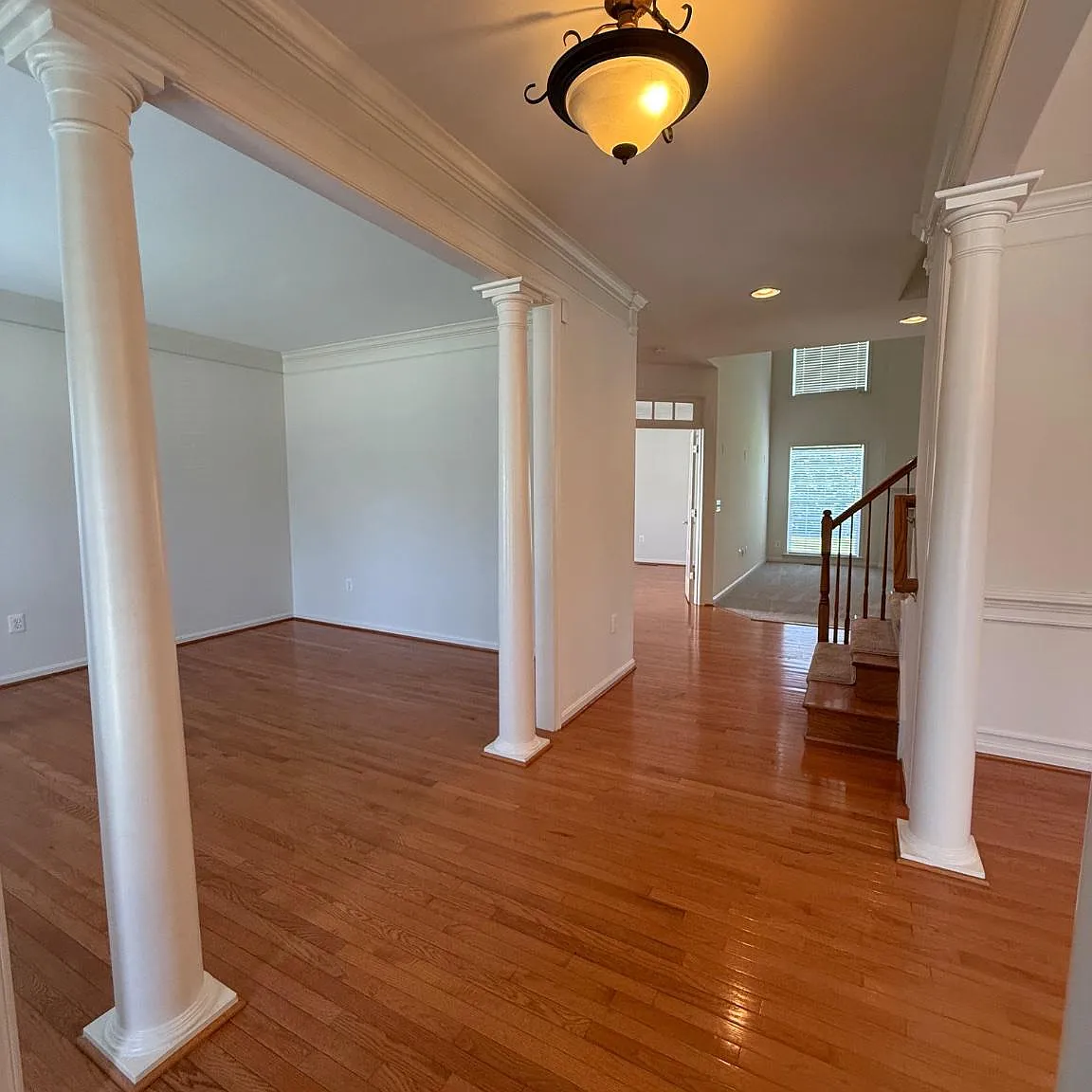 4 bed, 3.5 bath, 2976 sqft, $3,250 — Photo 3
