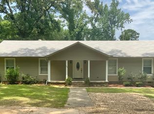 526 E 47th St, El Dorado, AR 71730