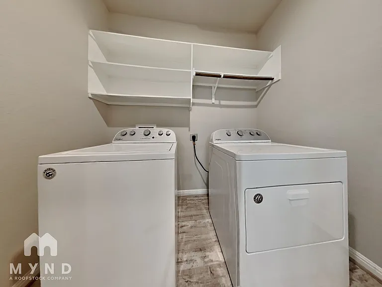 116 Canis St — Photo 22