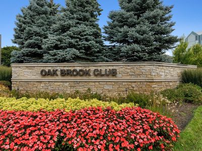 6 Oak Brook Club Dr APT J106, Oak Brook, IL, 60523