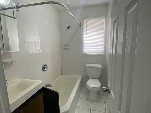 5th image of 6117 Boulevard E #1P
