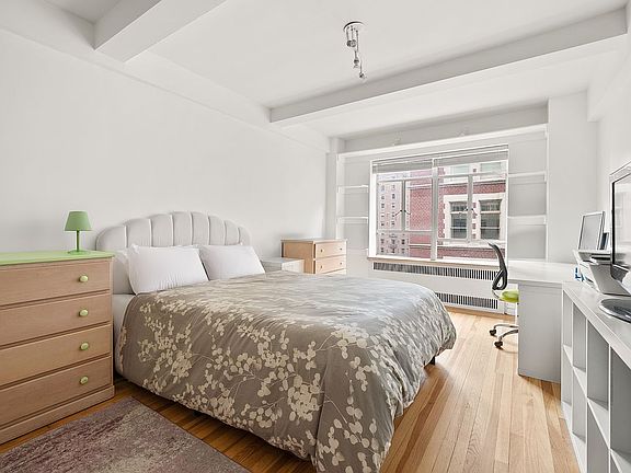 5th image of 565 W End Ave APT 6A