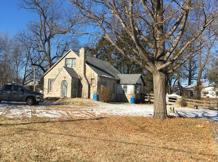 1713 E Blaine St, Springfield, MO 65803