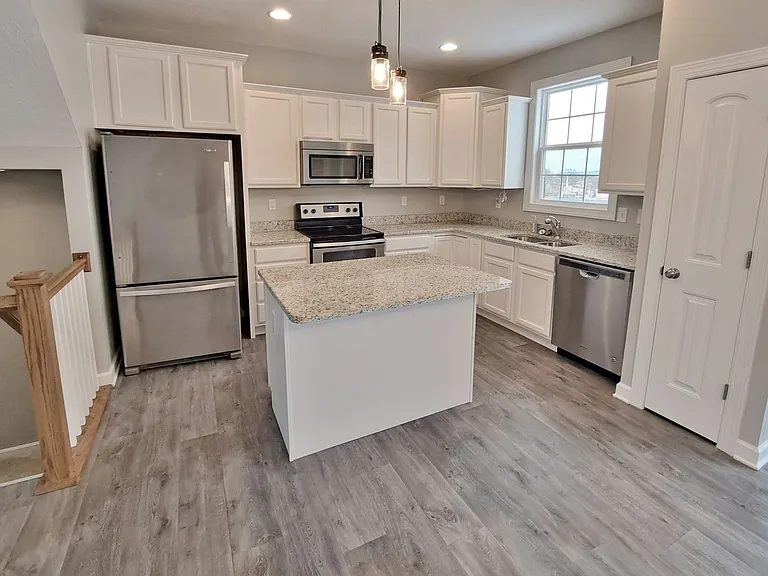 95 Overlook Dr — Photo 3