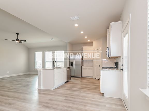 4th image of 2020 Atwood Dr