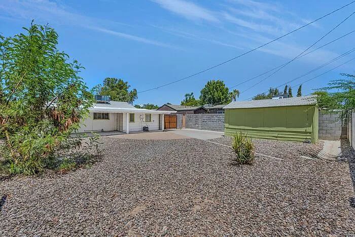1209 E Meadowbrook Ave — Photo 26