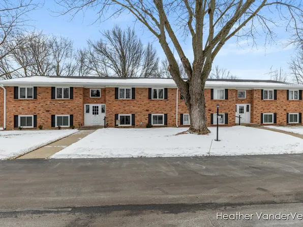 5270 Southbrook Ct Unit 63, Hudsonville, MI 49426