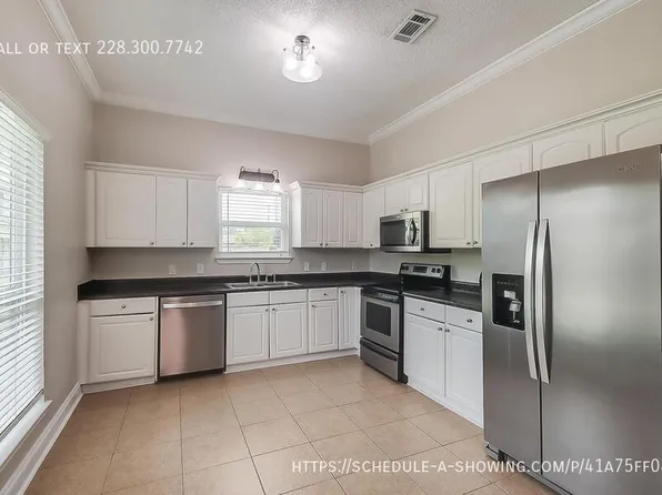 410 Old Spanish Trl #A, Waveland, MS 39576