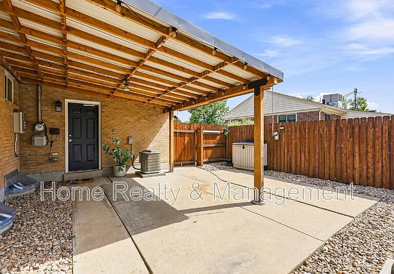 10807 Larry Dr — Photo 30